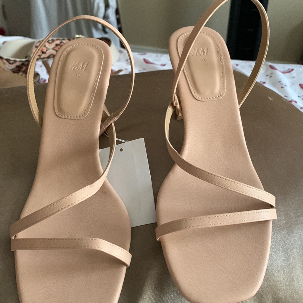 Sandals Nwt